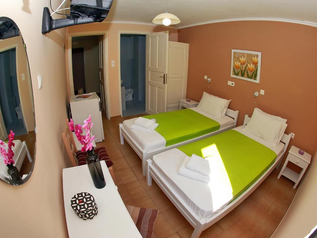 Theano Guesthouse Hydra  Exteriör bild